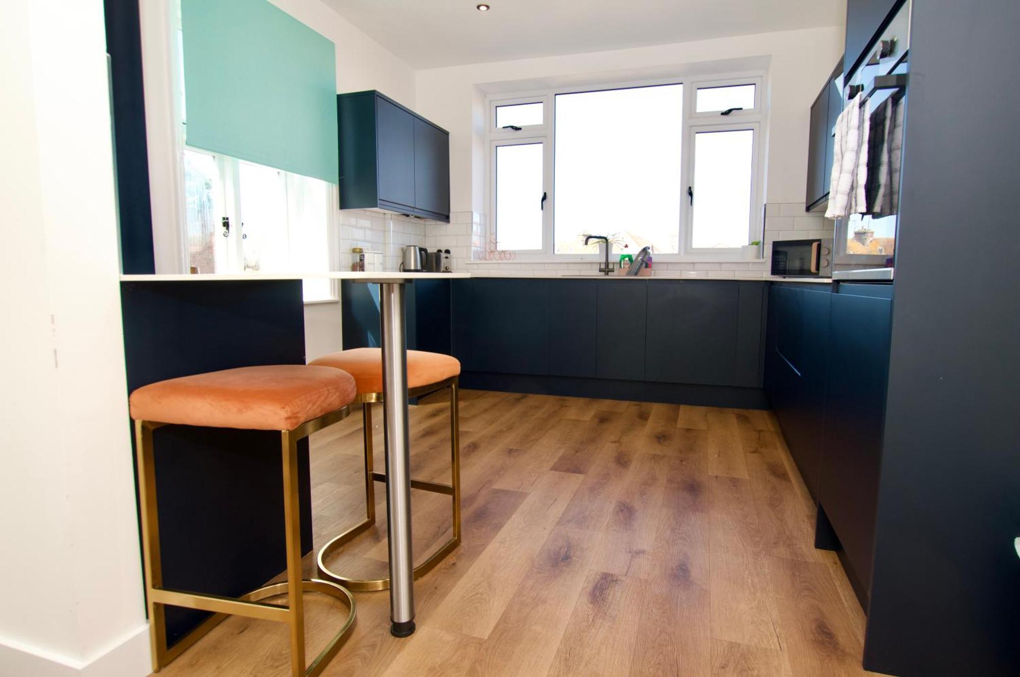 Beautiful Large 3-Bed Coastal Flat With Parking. Apartment Фринтън-он-Сий Екстериор снимка